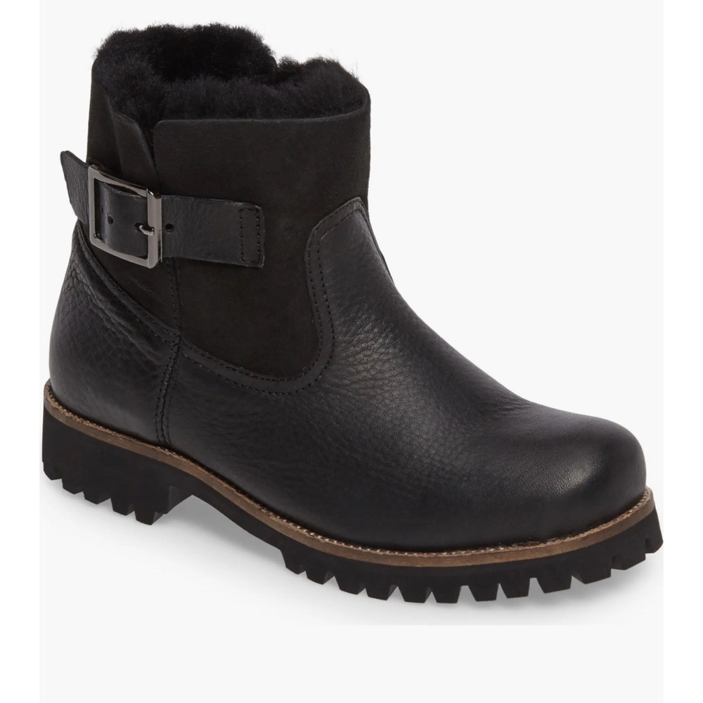 Black stone sneaker / bootie size 7 genuine shearling lined high top sneaker